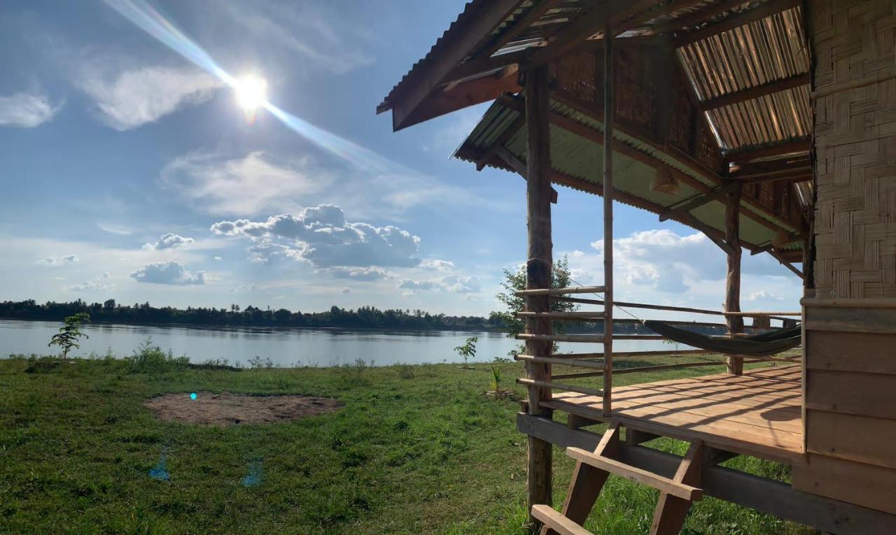 Vera Sunset Homestay Local Experience With Lao Family Muang Khong Экстерьер фото